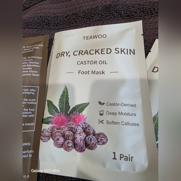 👣👣Foot Mask - (3 Pack) - Picture 3 of 7